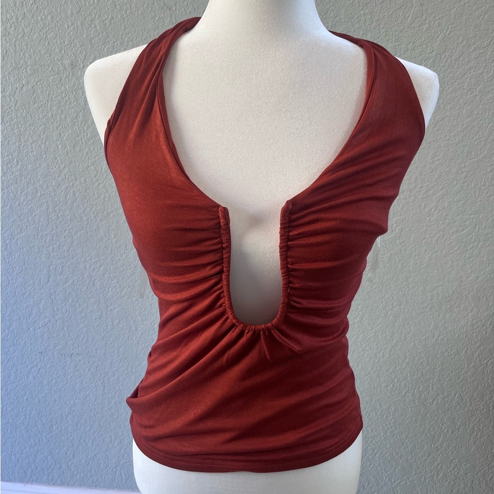 Fashion Nova Deep V Terracotta Halter Top